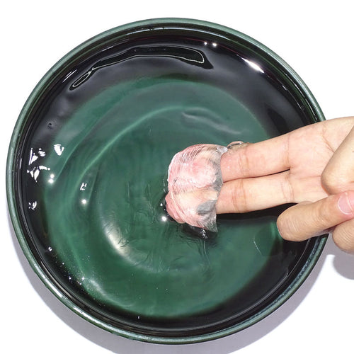 Texture of Extra Hold Twist Braiding Hair Gel for strong braid hold